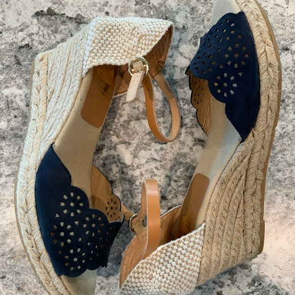 Sold New Kanna Blue Suede Platform Espadrilles. 8 - Picture 6 of 12